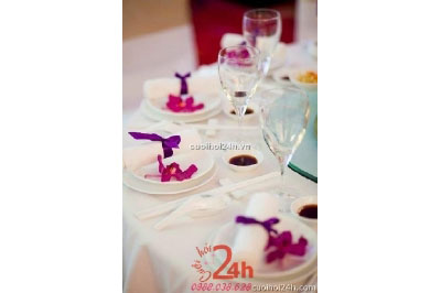 Dịch vụ cưới hỏi 24h trọn vẹn ngày vui chuyên trang trí nhà đám cưới hỏi và nhà hàng tiệc cưới | Trang trí bàn tiệc 5